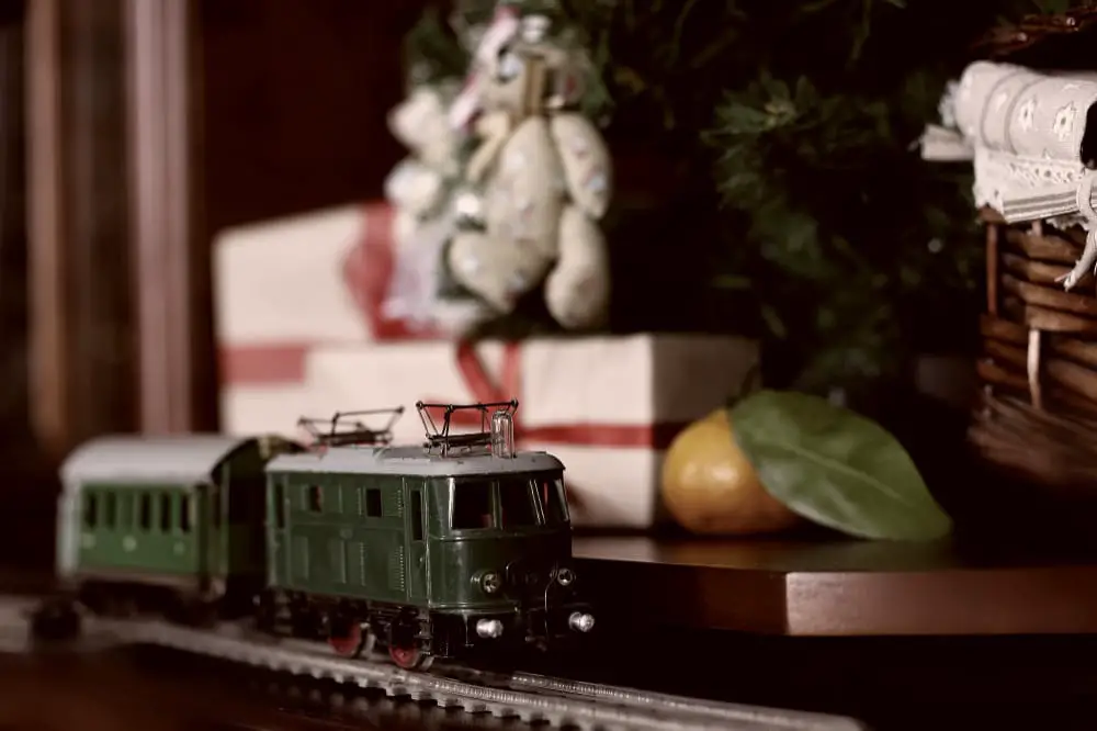 best model train scale