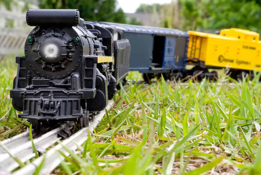 how much are lionel trains worth